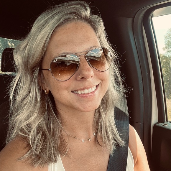 Meet your Posher, Dana - Picture 1 of 1